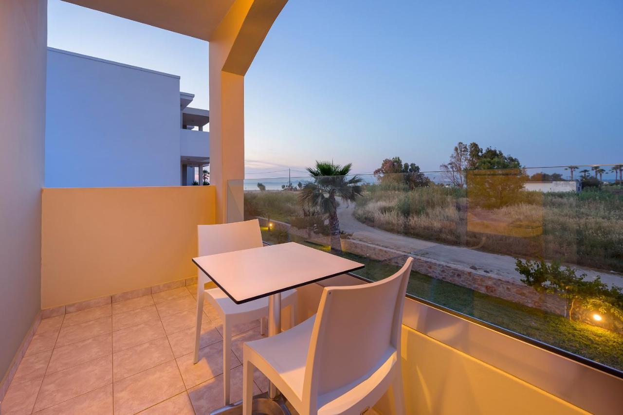 Mythos Suites Hotel Tigaki 外观 照片