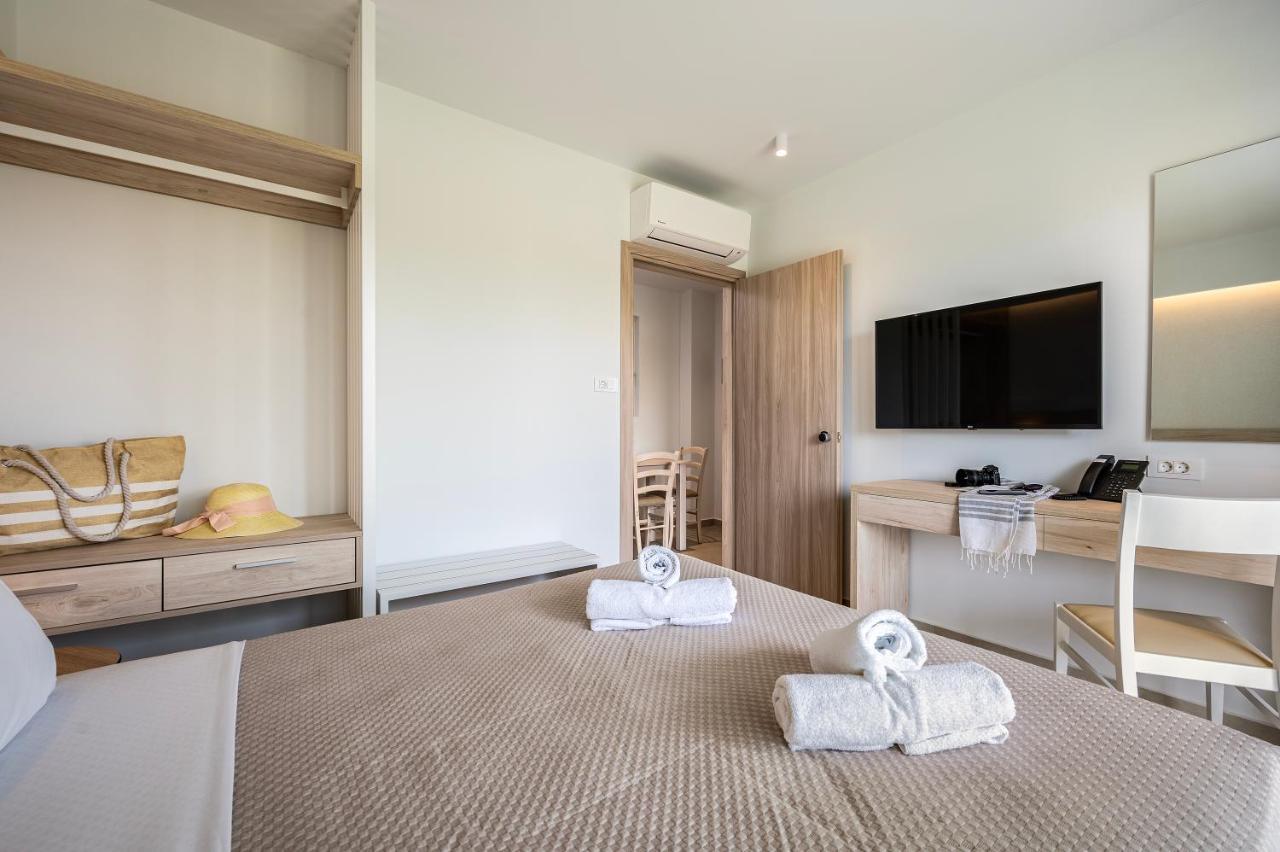Mythos Suites Hotel Tigaki 外观 照片
