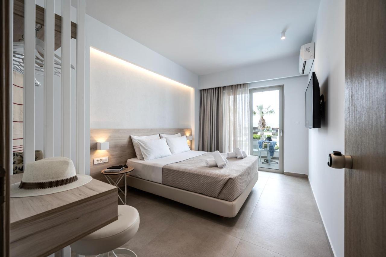 Mythos Suites Hotel Tigaki 外观 照片