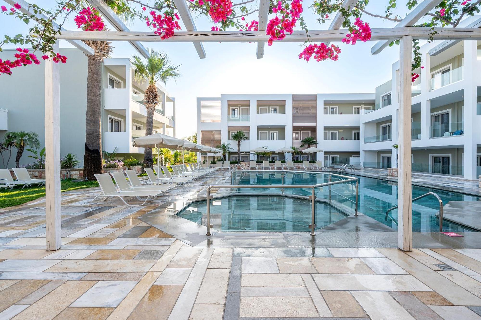 Mythos Suites Hotel Tigaki 外观 照片